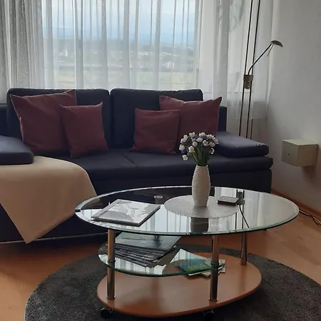 Apartamento Mit Grossem Indoorpool Und Toller Weitsicht Auf Berge