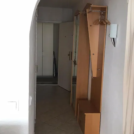 Mit Grossem Indoorpool Und Toller Weitsicht Auf Berge Apartamento *